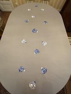 Table boules de noel bleues reduite